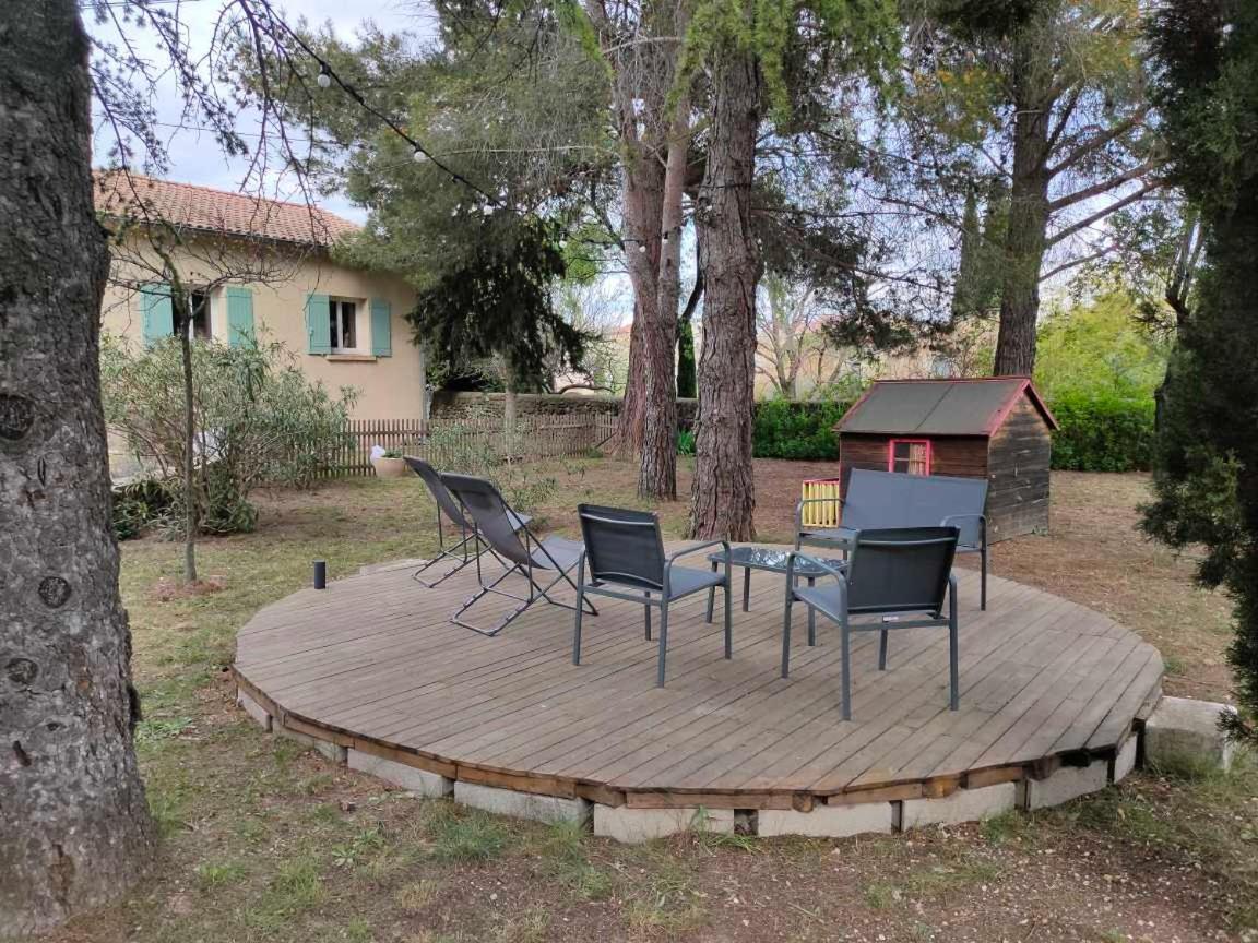Appartement Avec Grand Jardin Et Parking, Uzès Buitenkant foto